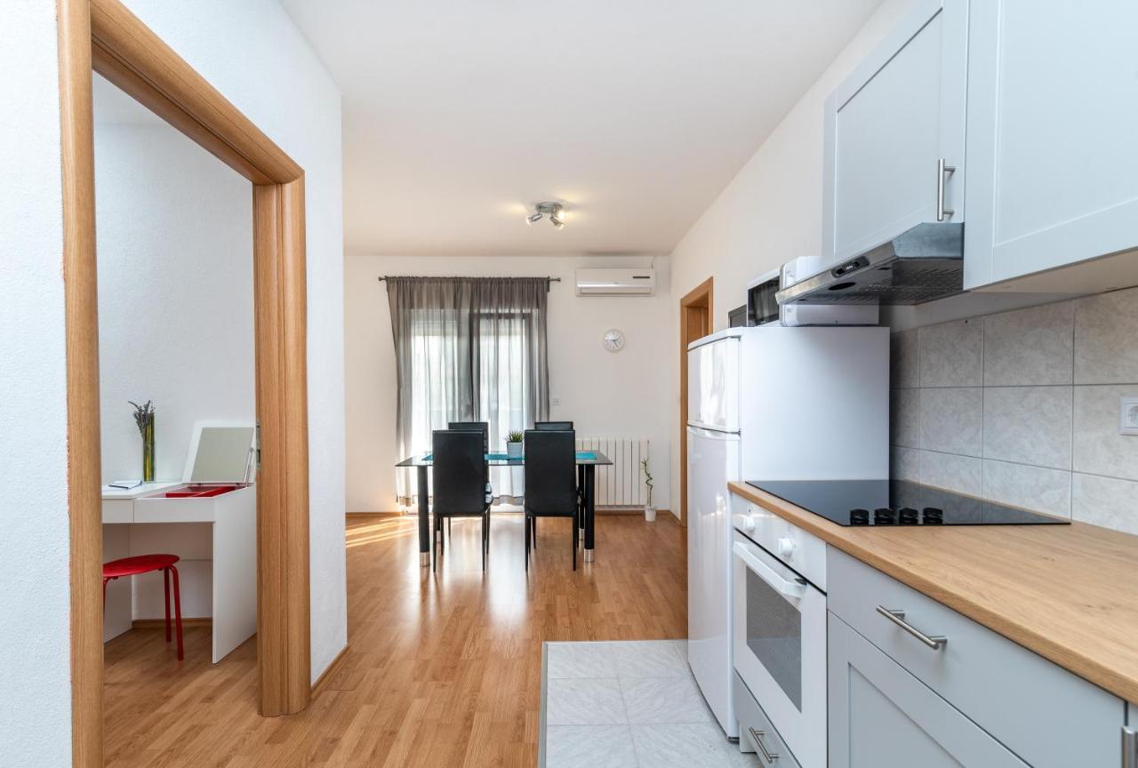 Apartment Kuzmanic *