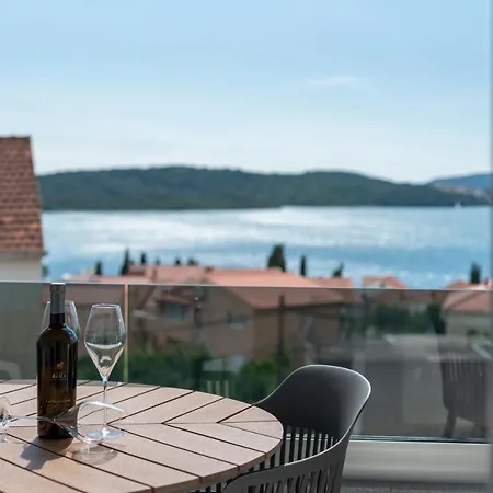 Villa Kuzmanic Trogir Exterior photo