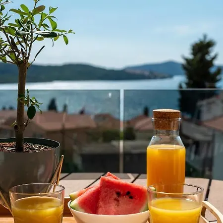 Villa Kuzmanic Trogir Exterior photo
