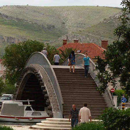 Villa Kuzmanic Trogir Exterior photo